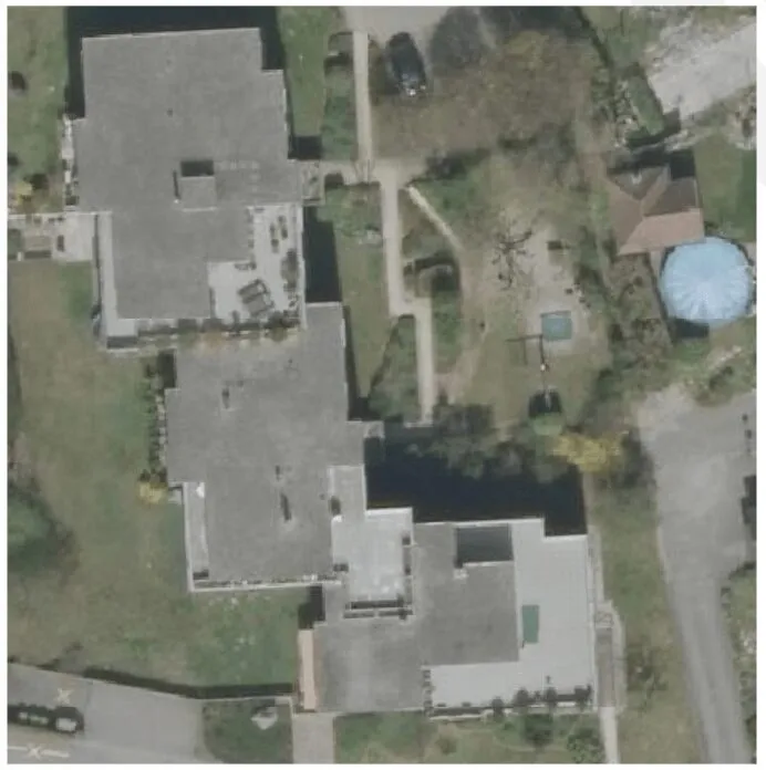 Satellite imagery of a building with an indeterminate boundary